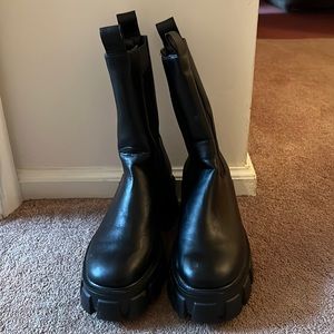 Pretty little thing- black extreme chunky sole calf high chelsea boots